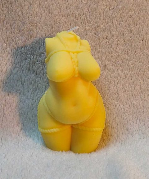 Bougie Bustes Femmes pulpeuse– Waxplay- Intensité 5