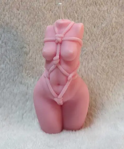 Bougie Bustes Femmes – Waxplay- Intensité 2