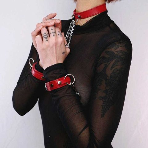 Collier + menottes Rouge